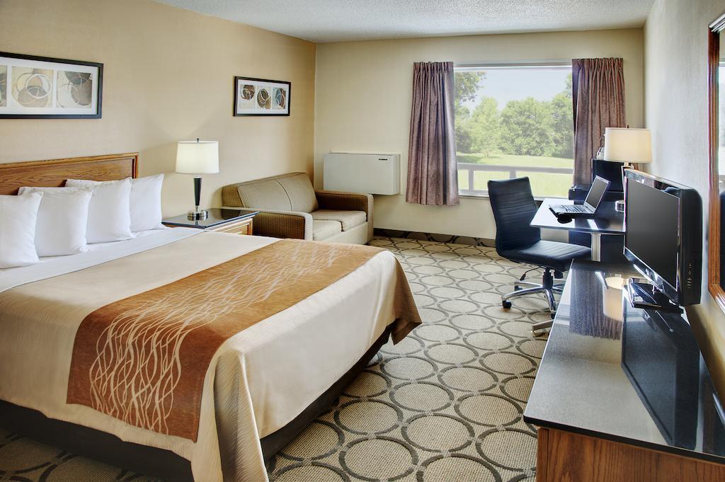 Comfort Inn Пембрук Екстериор снимка
